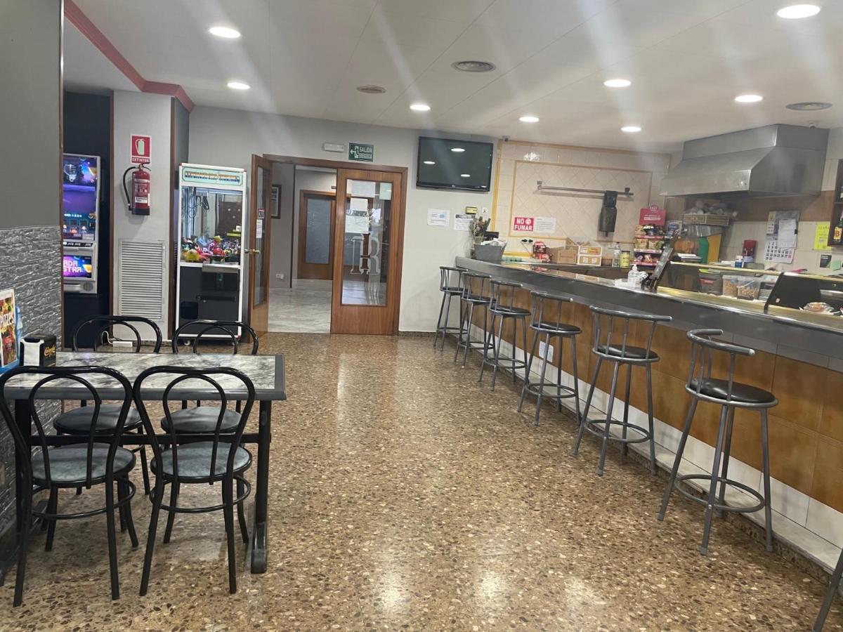 Hotel Reina Isabel Lleida Esterno foto