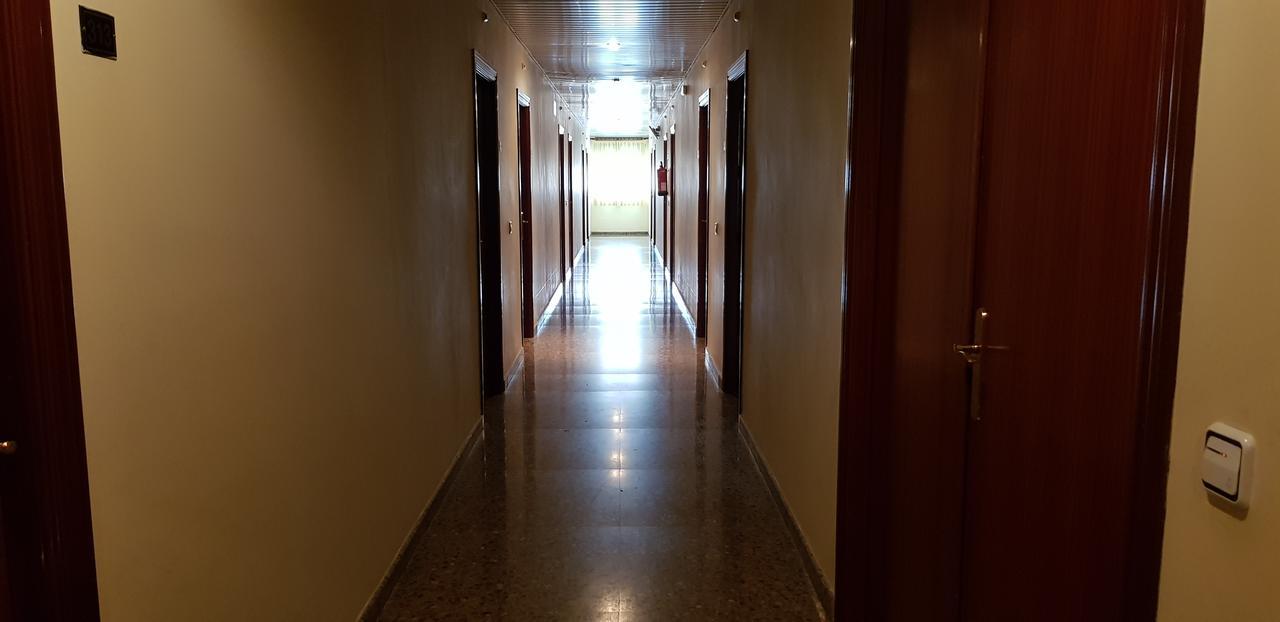 Hotel Reina Isabel Lleida Esterno foto